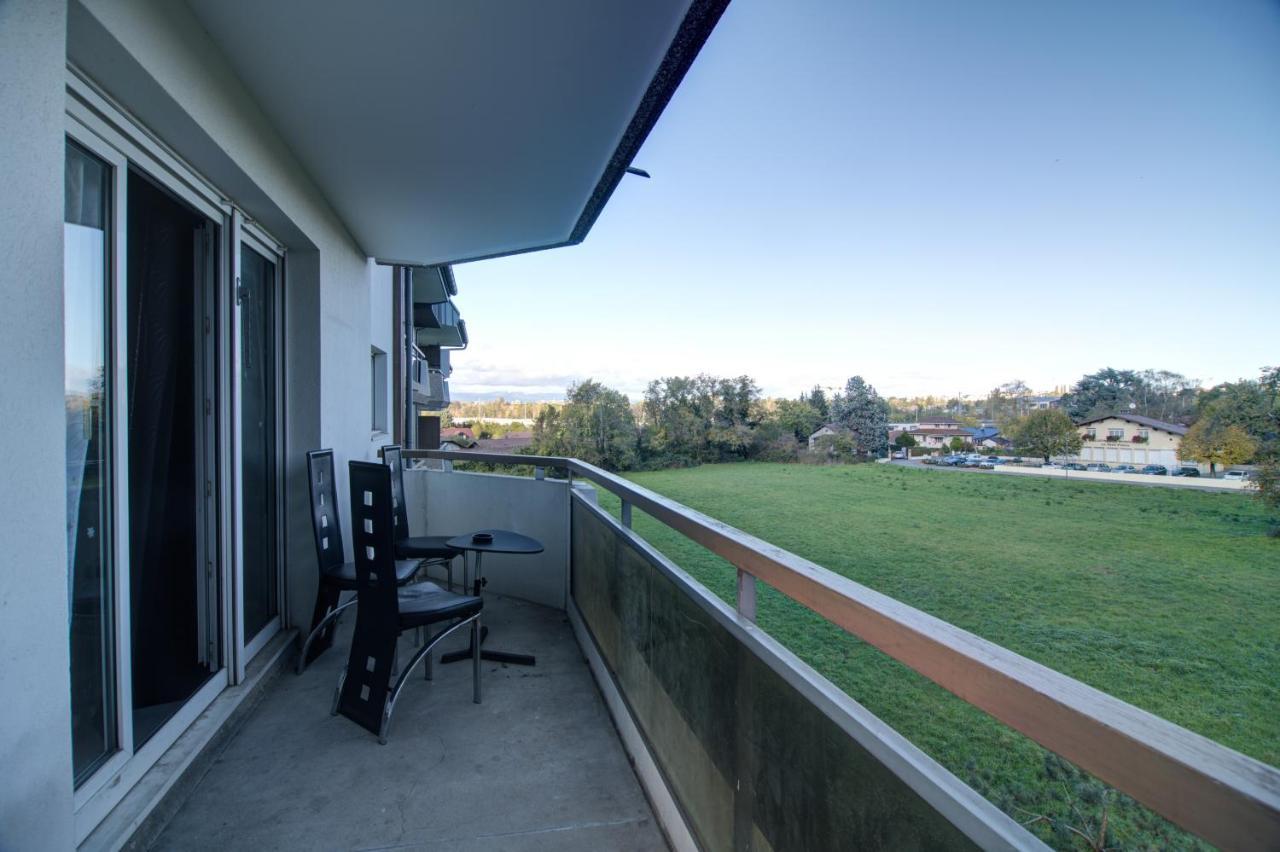 Etrembieres Design Apartment Near Geneva מראה חיצוני תמונה