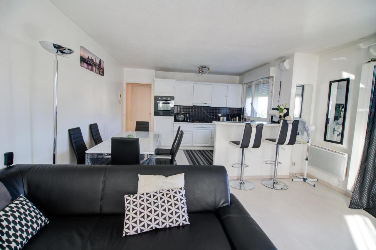 Etrembieres Design Apartment Near Geneva מראה חיצוני תמונה